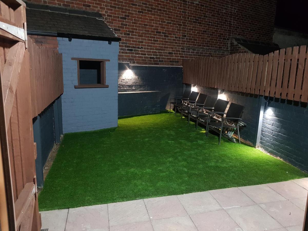 Highfields Living - All Rooms Ensuite- Free Wifi- Free Local Parking Sheffield Eksteriør bilde