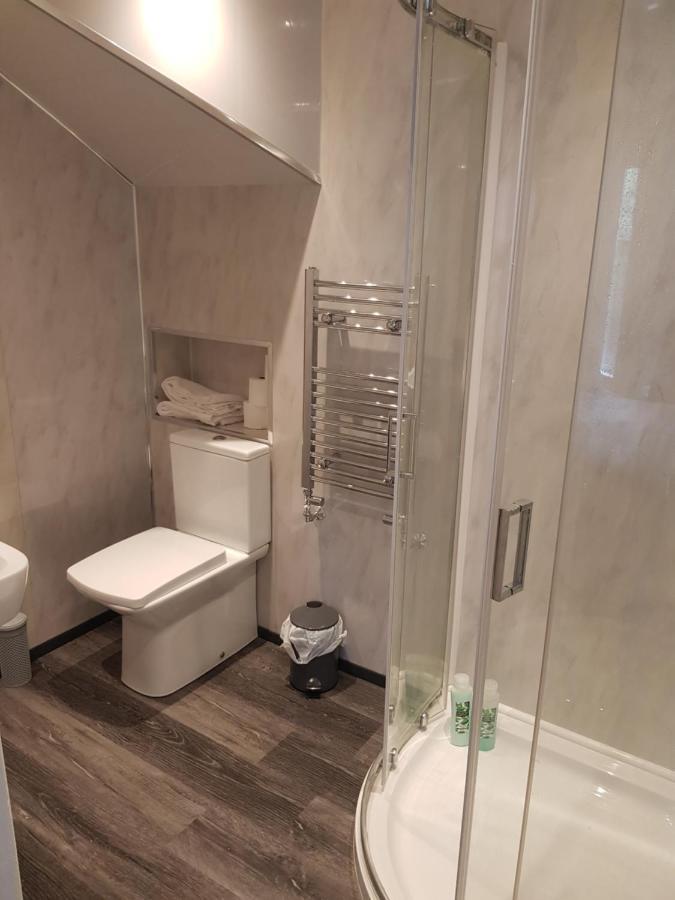 Highfields Living - All Rooms Ensuite- Free Wifi- Free Local Parking Sheffield Eksteriør bilde